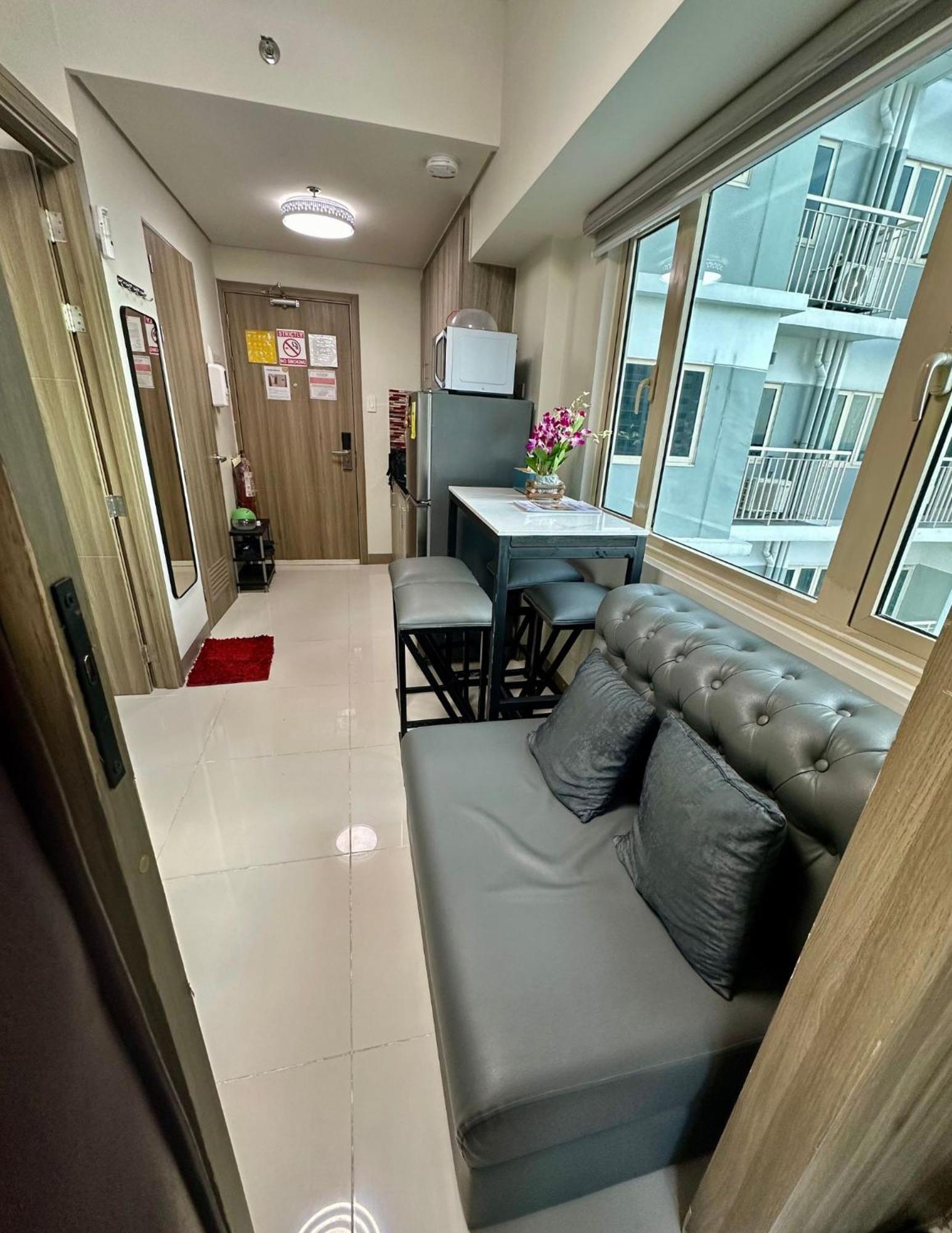 Citibay View Staycation Apartment